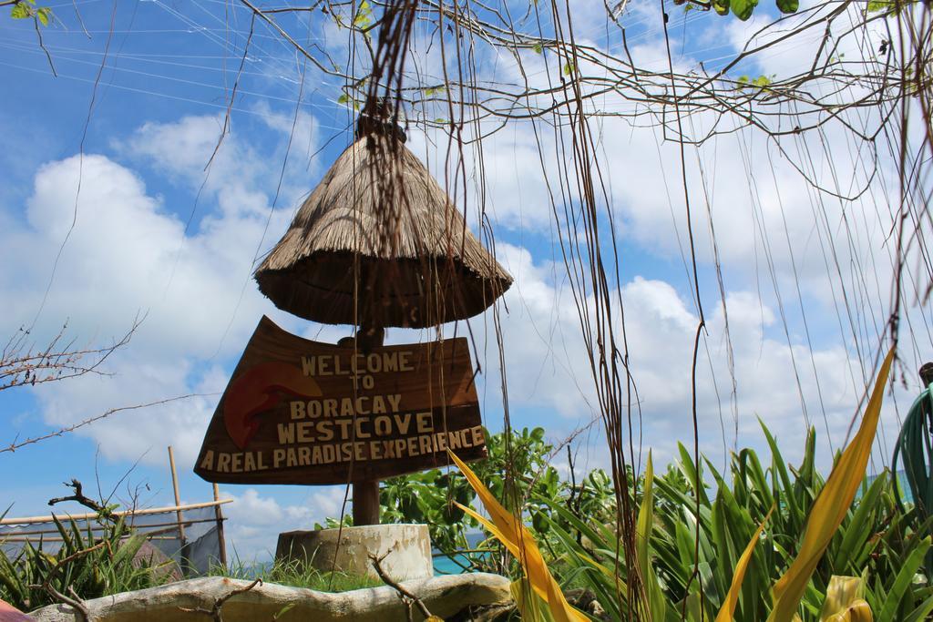 Boracay West Cove Resort 4*