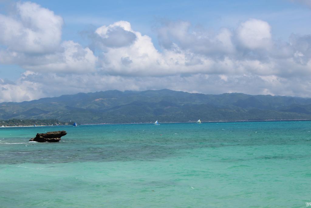 Resort Boracay West Cove