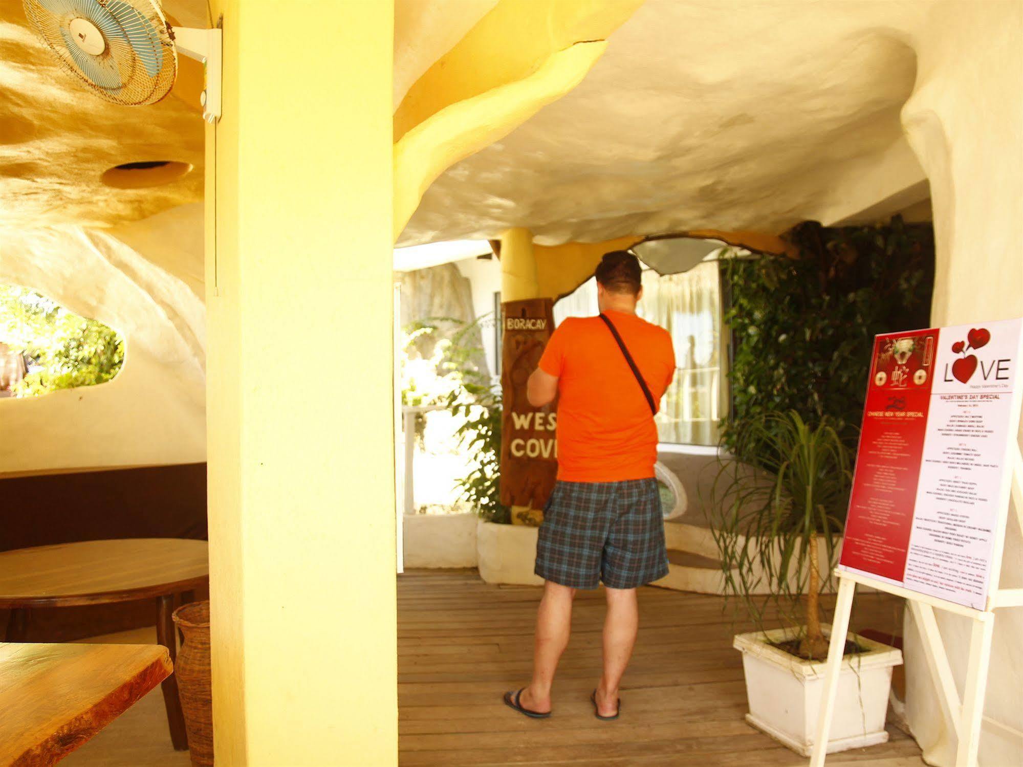 Boracay West Cove Resort 4*