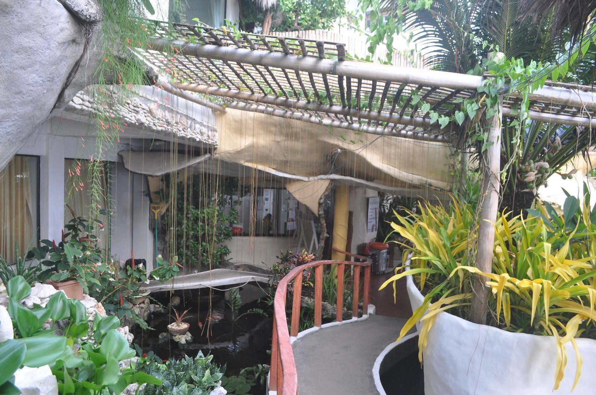 Boracay West Cove Resort Balabag (Boracay)